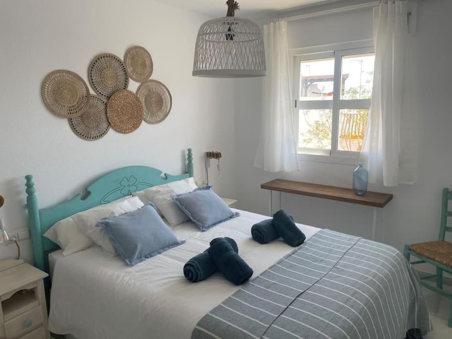 Casa Lola Conil, Azotea Al Mar Y Parking Solo Familias O Parejas Villa Conil De La Frontera Exteriör bild