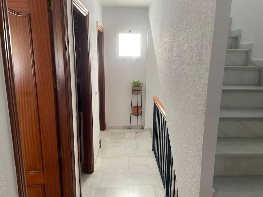 Casa Lola Conil, Azotea Al Mar Y Parking Solo Familias O Parejas Villa Conil De La Frontera Exteriör bild
