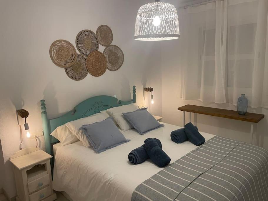 Casa Lola Conil, Azotea Al Mar Y Parking Solo Familias O Parejas Villa Conil De La Frontera Exteriör bild