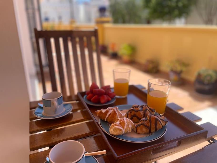Casa Lola Conil, Azotea Al Mar Y Parking Solo Familias O Parejas Villa Conil De La Frontera Exteriör bild