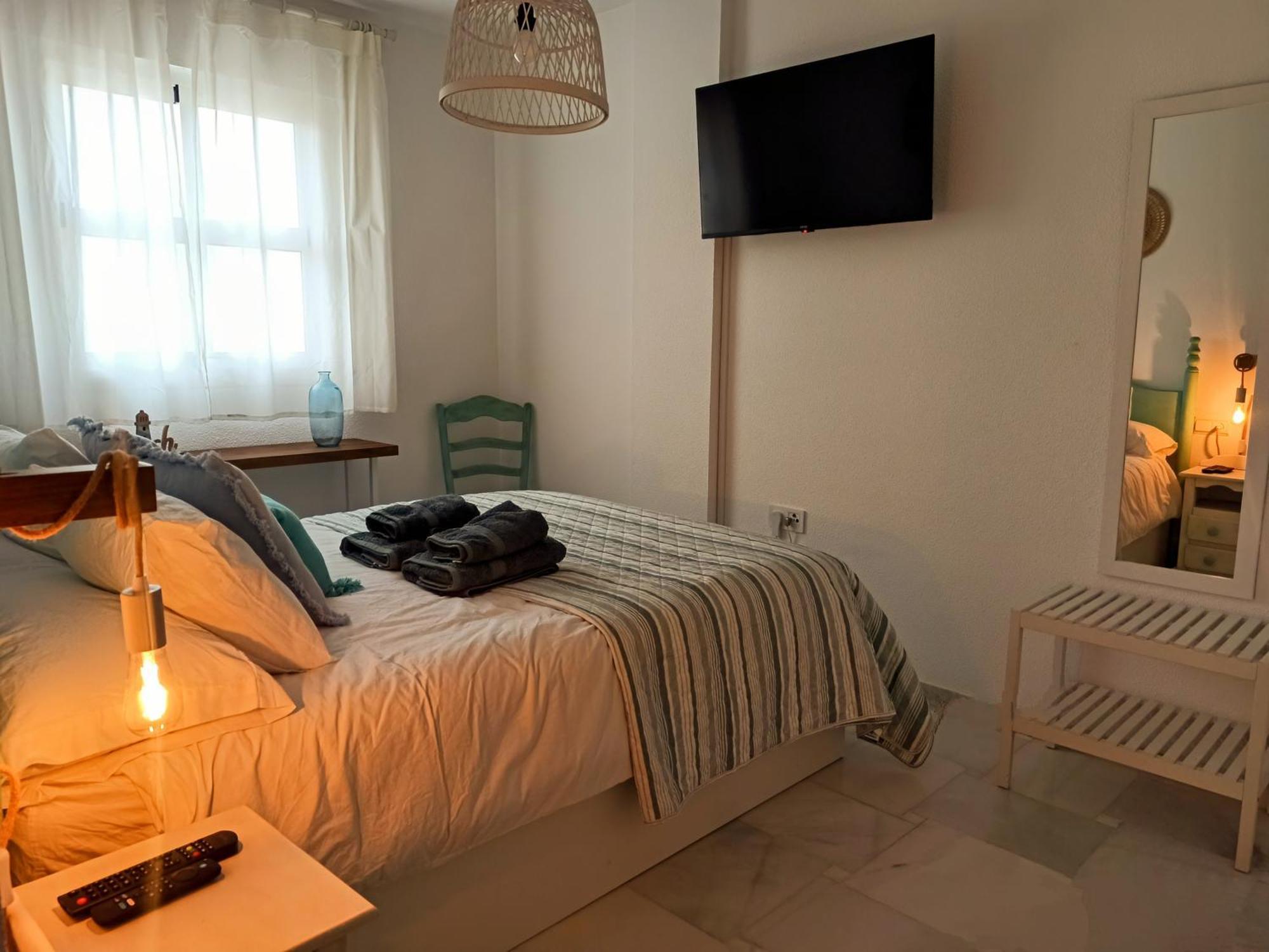 Casa Lola Conil, Azotea Al Mar Y Parking Solo Familias O Parejas Villa Conil De La Frontera Exteriör bild